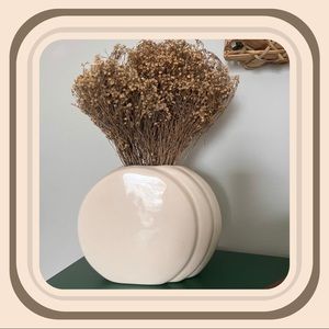 1980s Art Deco cream ceramic vase